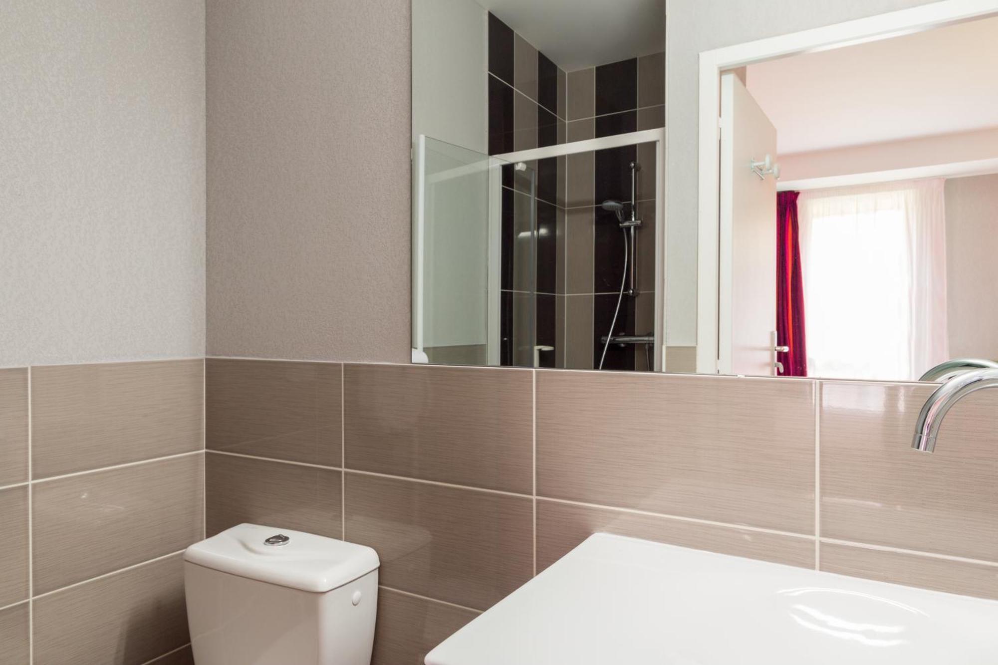 The Originals City, Hotel Albizia, Сарла-ла-Канеда Экстерьер фото
